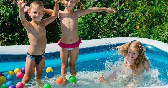 Zu sehen ist Bild 1 zum Beitrag mit dem Thema: Aufblasbaren Gartenpool kaufen: Ratgeber & Empfehlungen