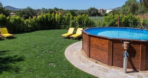 Zu sehen ist Bild 1 zum Beitrag mit dem Thema: Gartenpool Holz - die schönsten Modelle