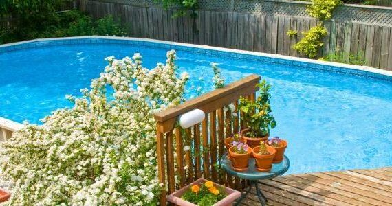 Zu sehen ist Bild 2 zum Beitrag mit dem Thema: Die besten Pools für kleine Gärten